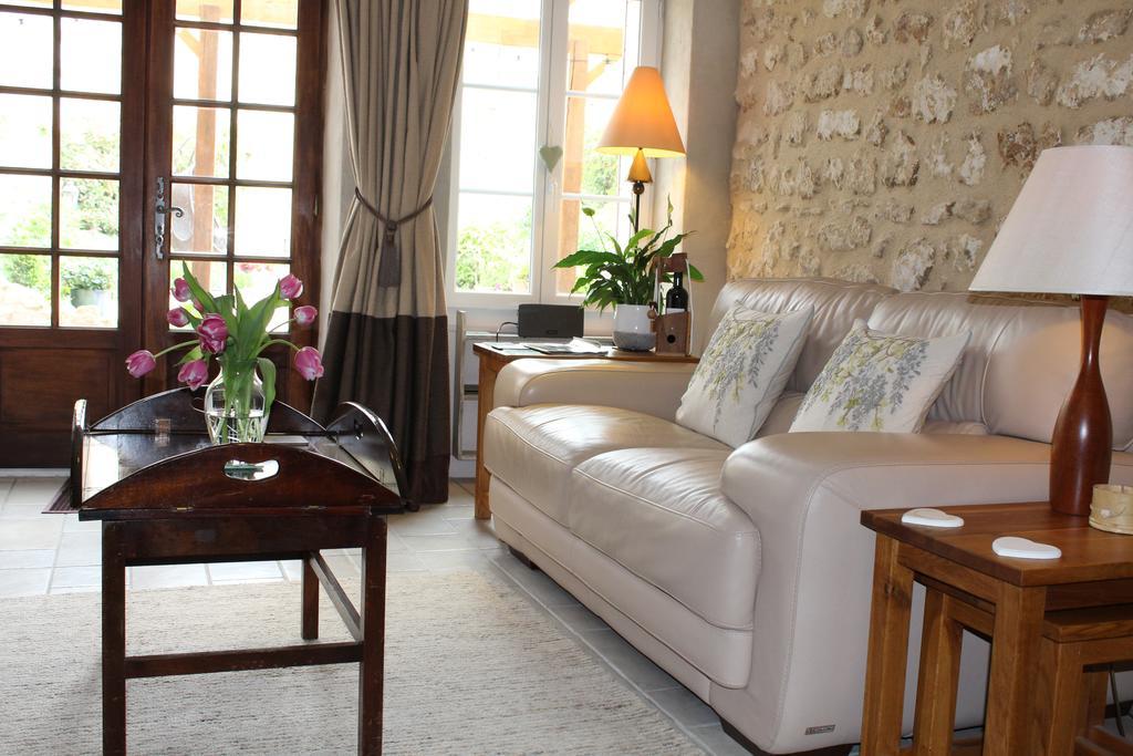 Le Patio Chambres Et Tables D'Hotes La Tour-Blanche Buitenkant foto